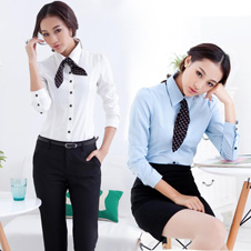 公關職業女士選擇正確的職業裝定制搭配 穿出活力