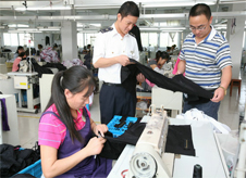 找職業(yè)裝定制廠家如何保證質(zhì)量？